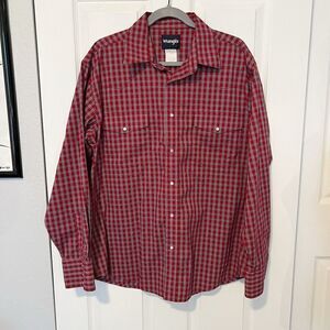 Wrangler Red and Blue Plaid Long Sleeve Button Down Men’s Shirt Size Large, Pear